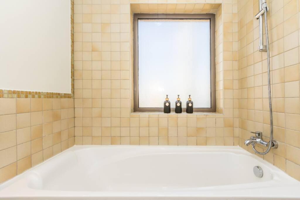 The Premium Jbr Sea View Luxury Suite Awarded "Traveller Award 2025" Dubaj Zewnętrze zdjęcie